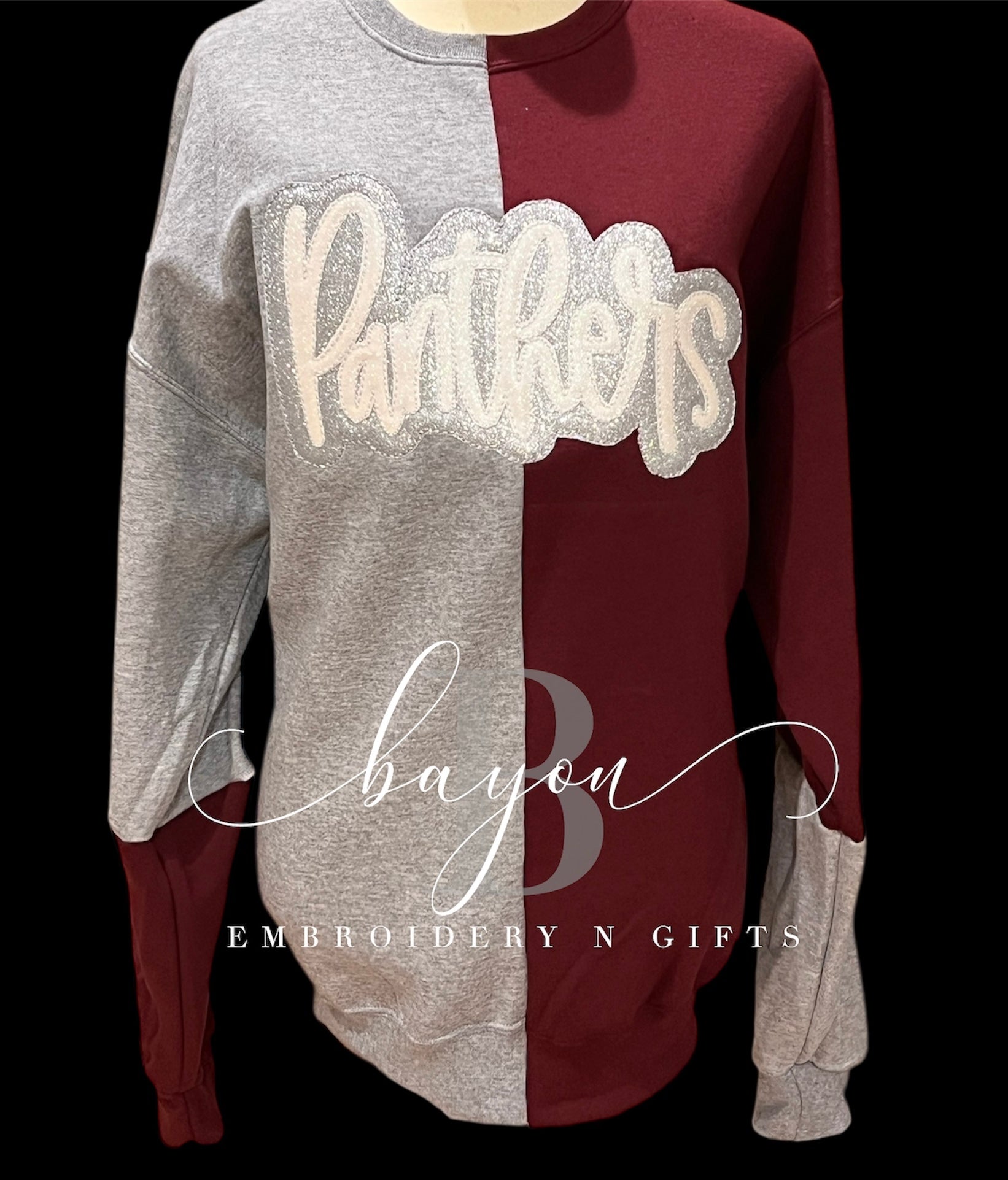 Color blocked sweat shirt with team name