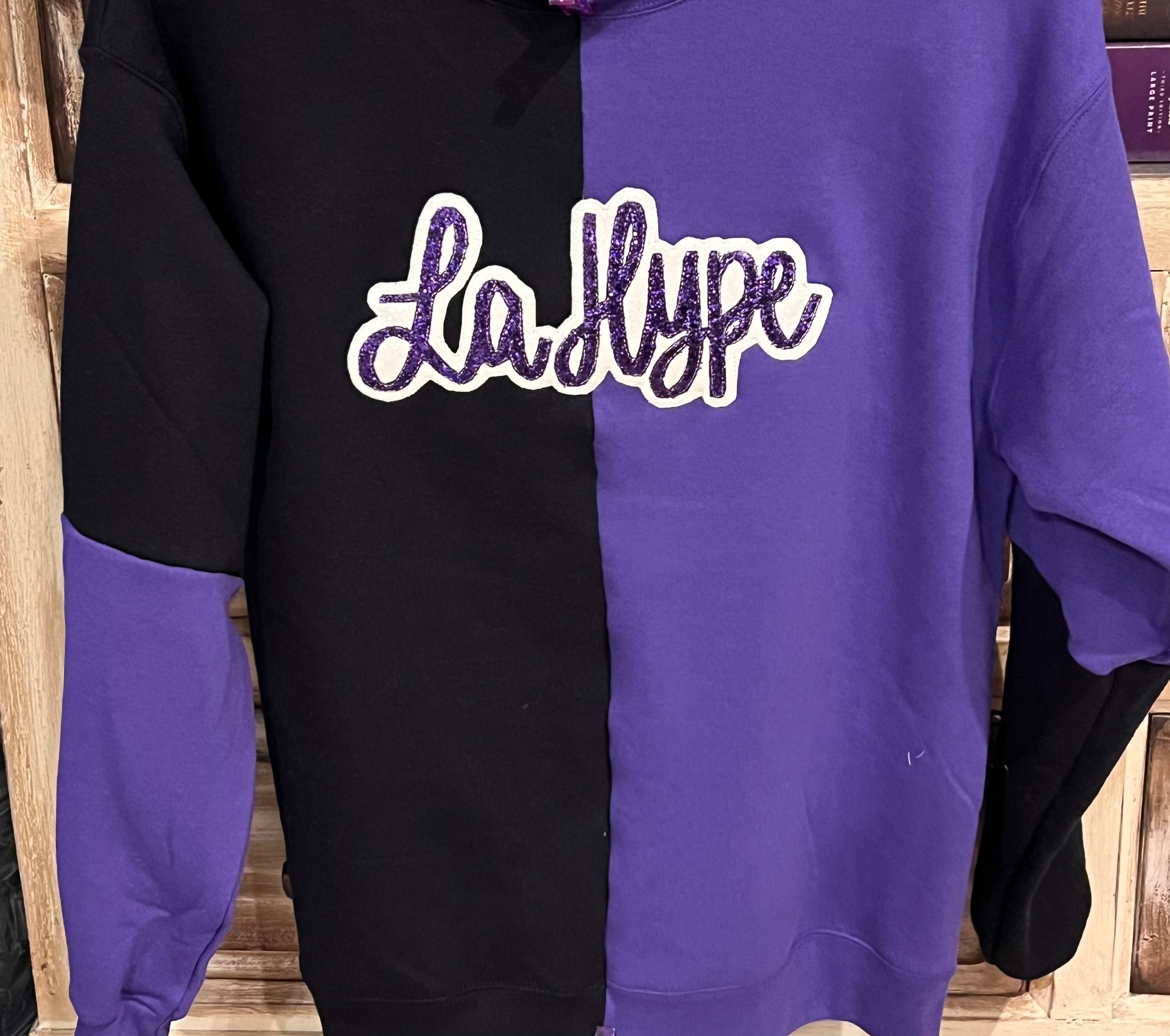 Color blocked sweat shirt with team name